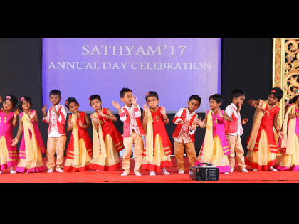 Annual Day’17-Hindi Dance
